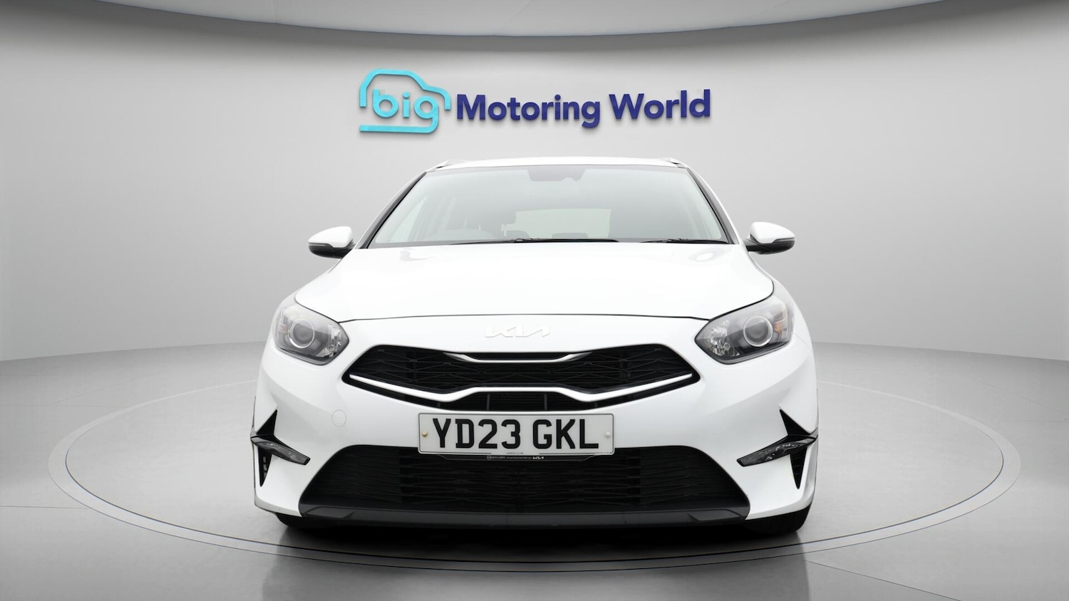 Used Kia Ceed 2023 for sale - 76381279: Photo 2