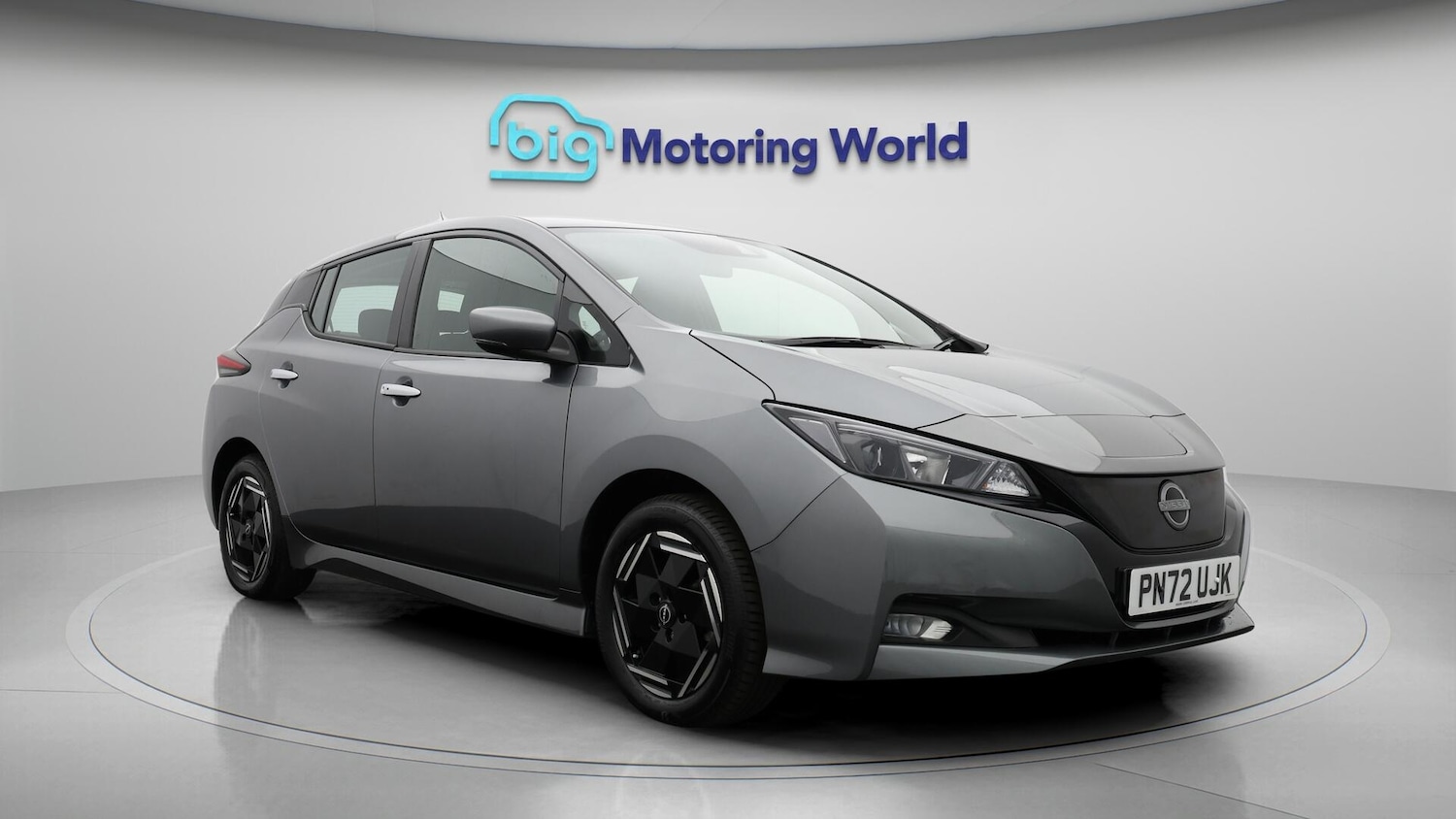 Used Nissan Leaf for sale - 76658940: Photo 2