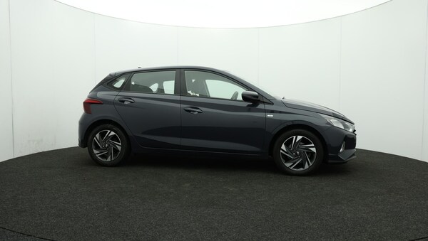 Used Hyundai i20 2022 for sale - 76166901: Photo 43
