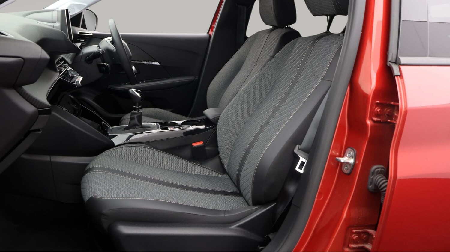 Used Peugeot 208 2024 for sale - 77271123: Photo 14