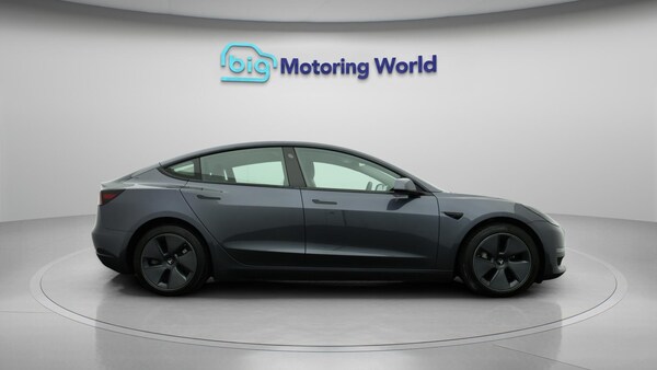 Used Tesla Model 3 2021 for sale - 76213839: Photo 9