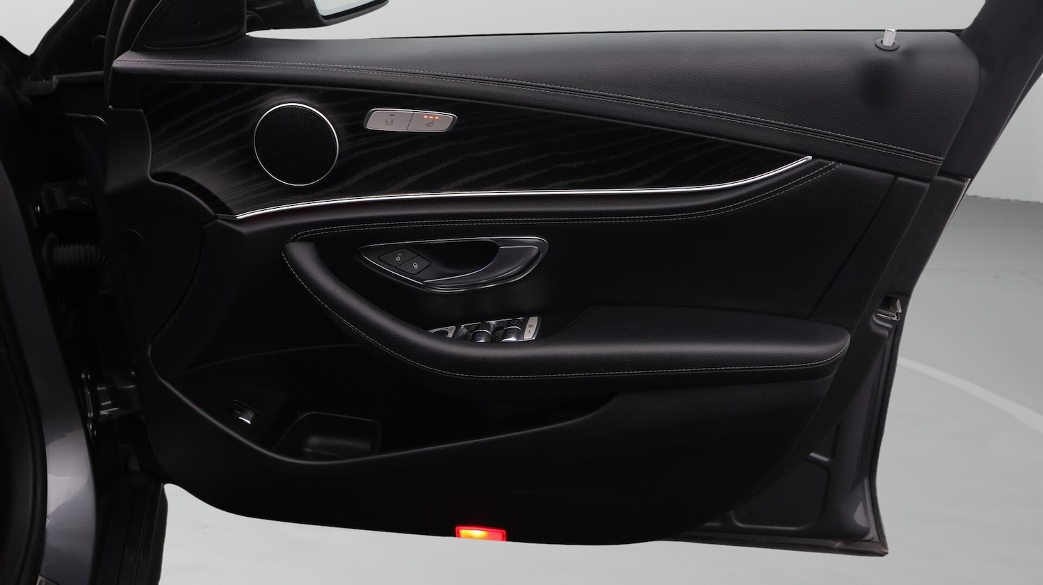 Used Mercedes-Benz E Class 2018 for sale - 76425638: Photo 16