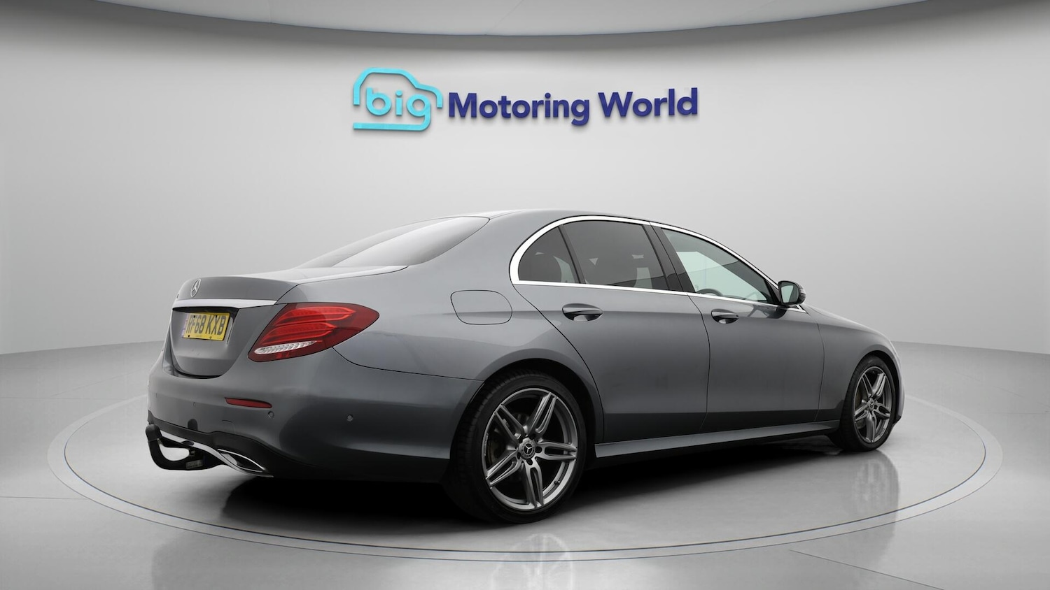 Used Mercedes-Benz E Class 2018 for sale - 76425638: Photo 8