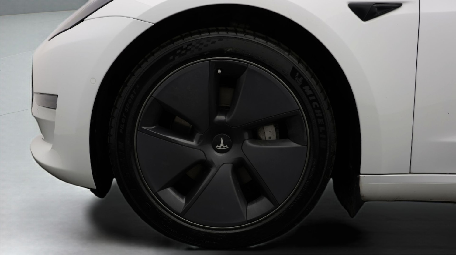 Used Tesla Model 3 2021 for sale - 77571239: Photo 18