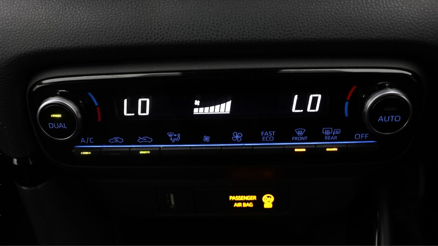 Used Toyota Yaris 2021 for sale - 77505562: Photo 12