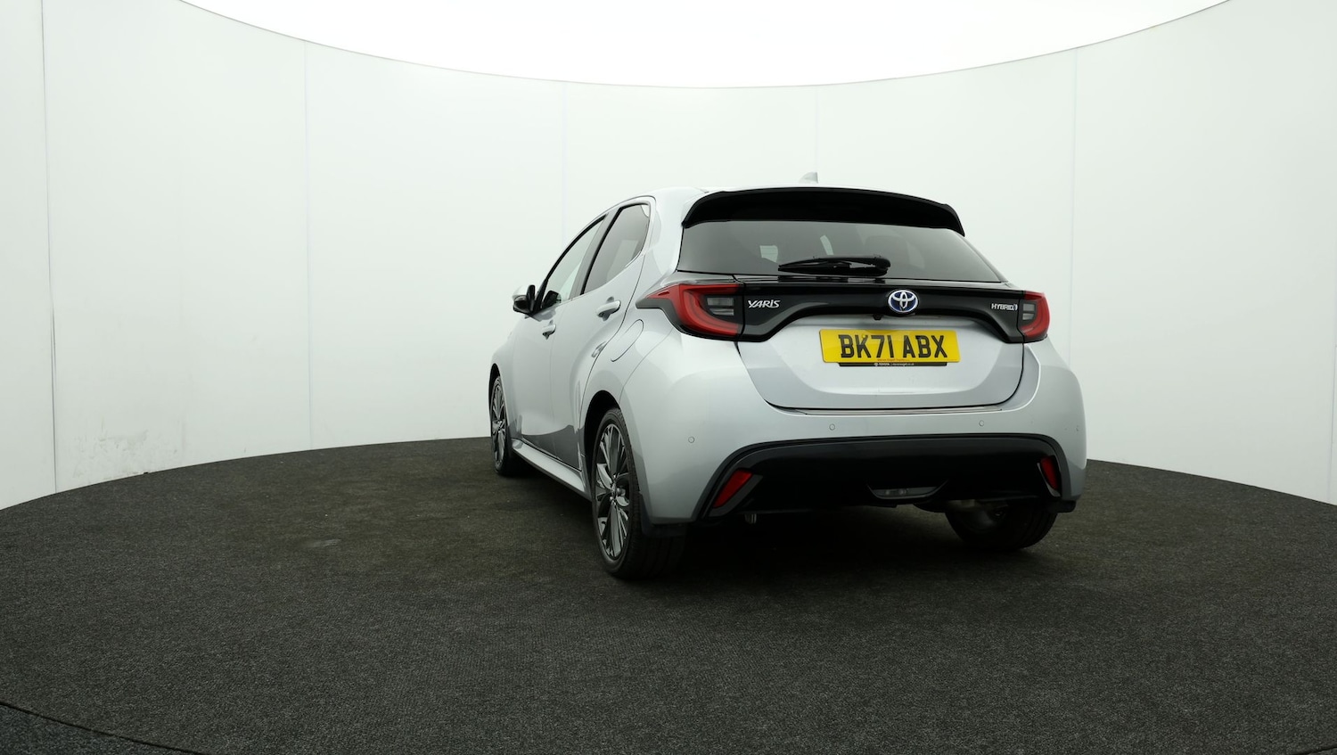 Used Toyota Yaris 2021 for sale - 76809763: Photo 26