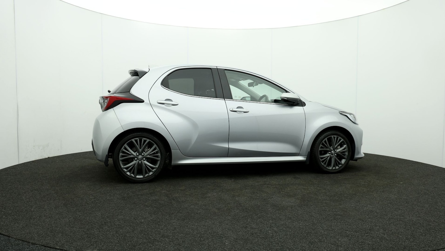 Used Toyota Yaris 2021 for sale - 76809763: Photo 32