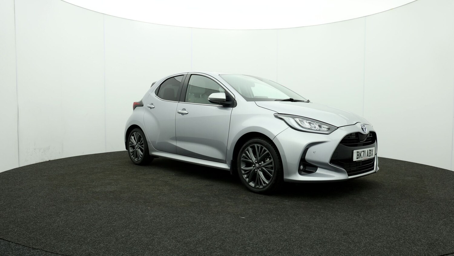 Used Toyota Yaris 2021 for sale - 76809763: Photo 42