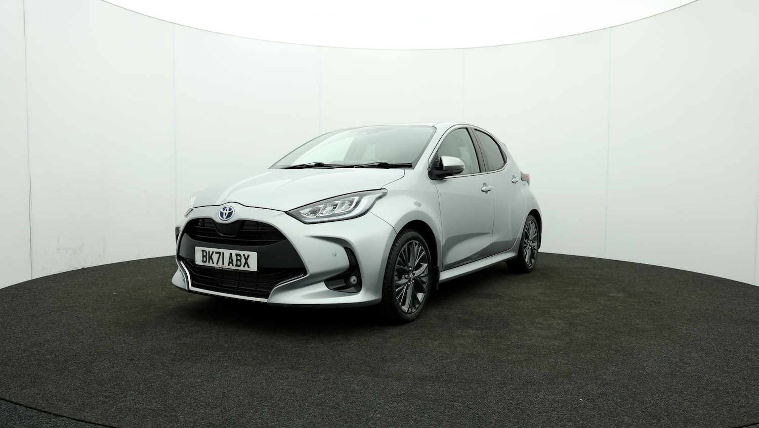 Used Toyota Yaris 2021 for sale - 76809763: Photo 54