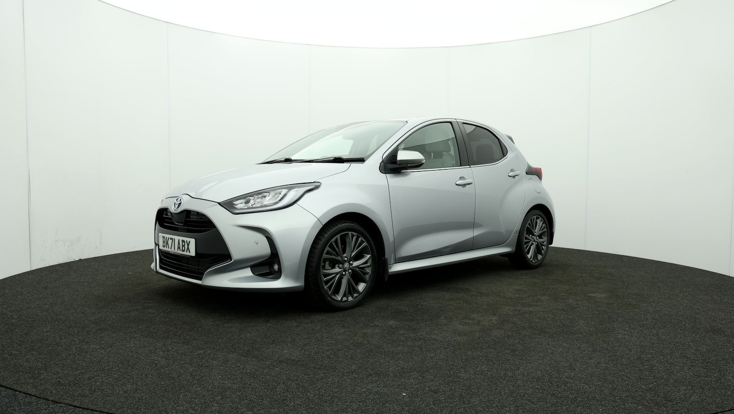 Used Toyota Yaris 2021 for sale - 76809763: Photo 56