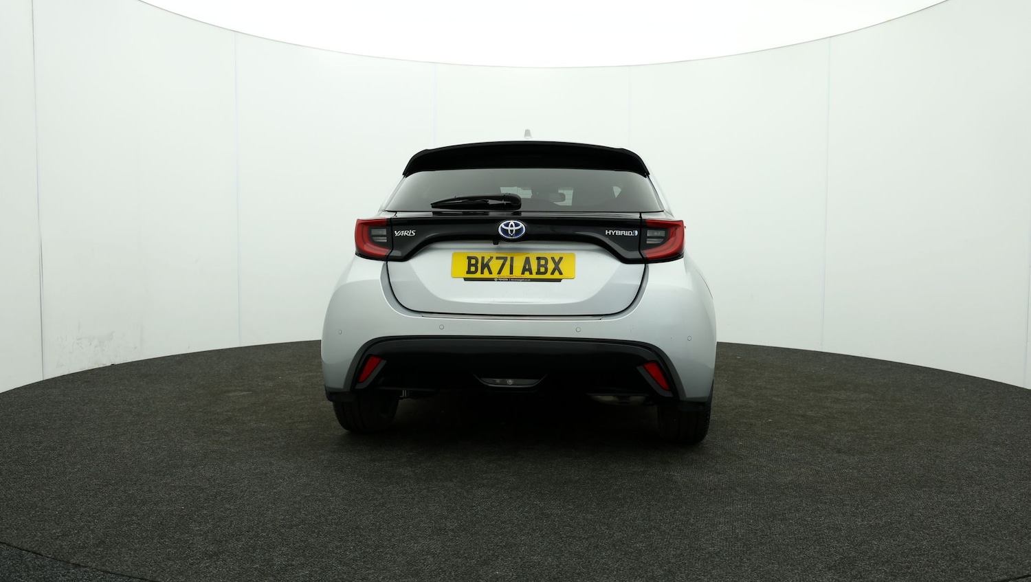 Used Toyota Yaris 2021 for sale - 76809763: Photo 60