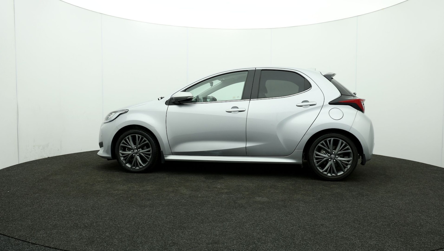 Used Toyota Yaris 2021 for sale - 76809763: Photo 65