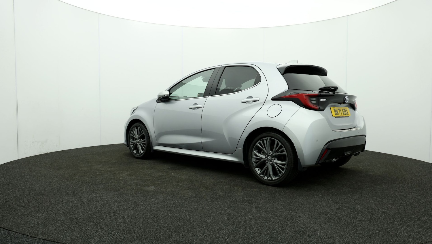 Used Toyota Yaris 2021 for sale - 76809763: Photo 70