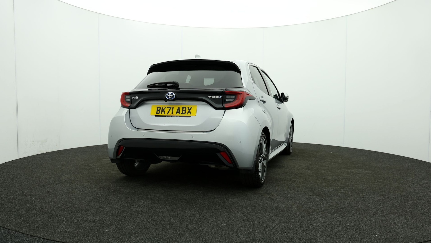 Used Toyota Yaris 2021 for sale - 76809763: Photo 75