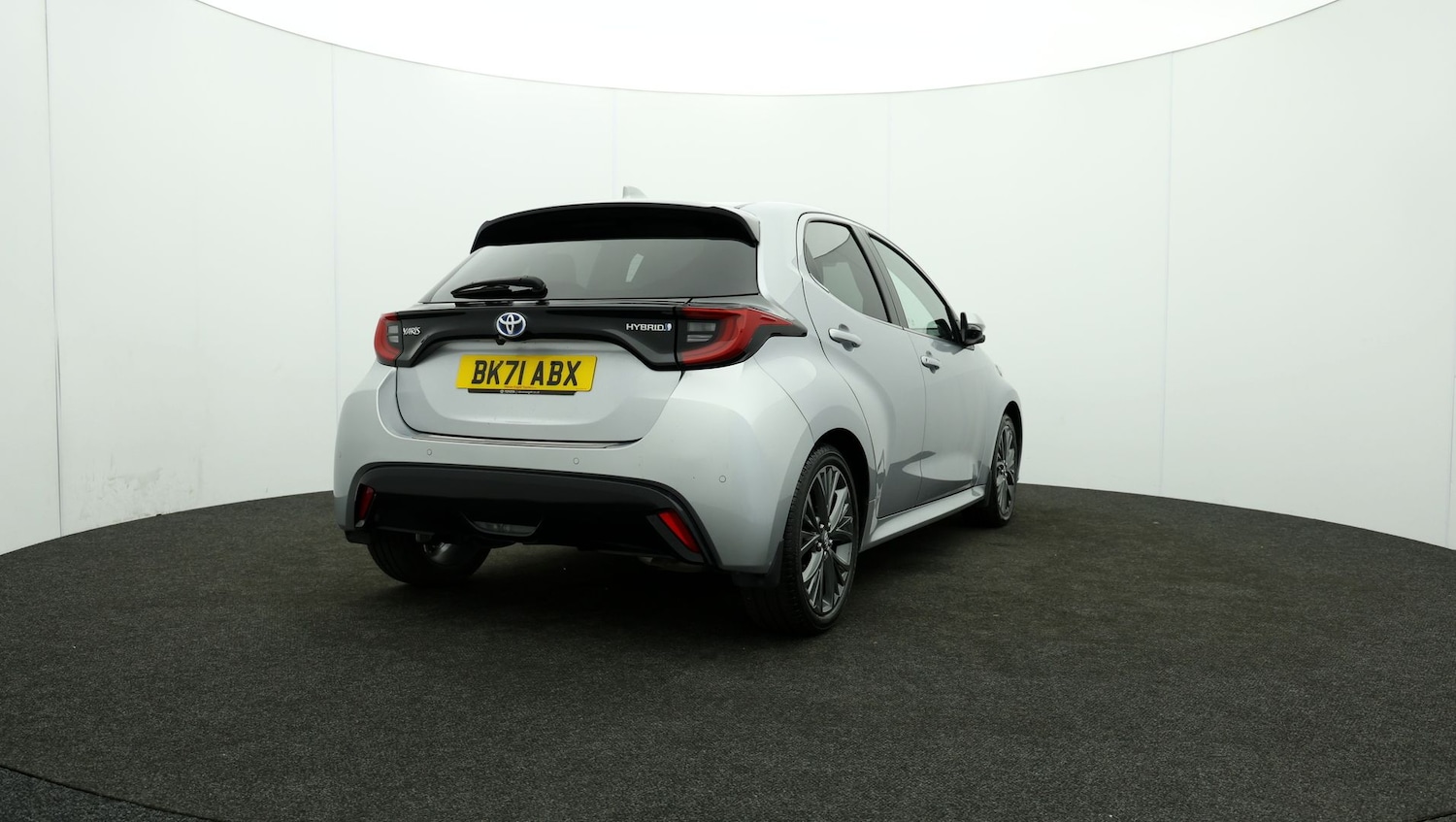 Used Toyota Yaris 2021 for sale - 76809763: Photo 76