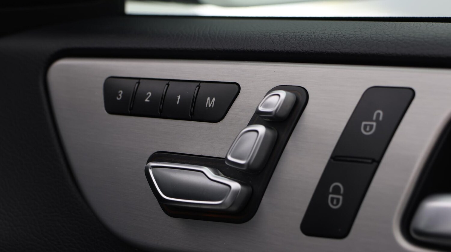 Used Mercedes-Benz GLE for sale - 76537686: Photo 24