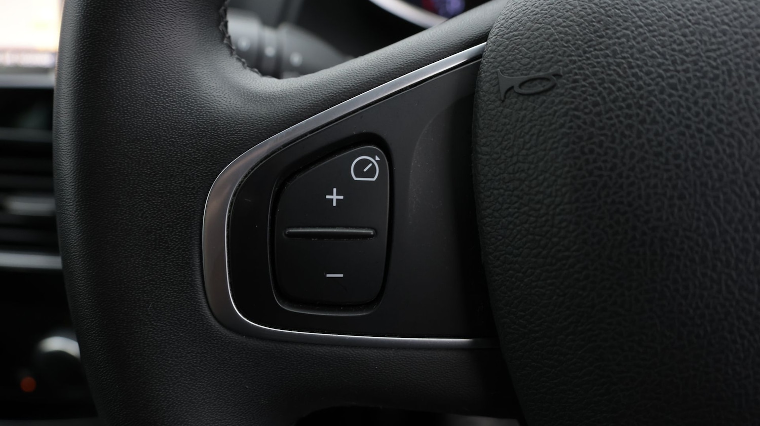 Used Renault Clio 2019 for sale - 77921638: Photo 21