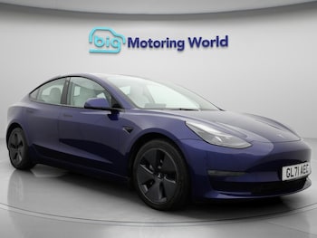 Tesla - Model 3