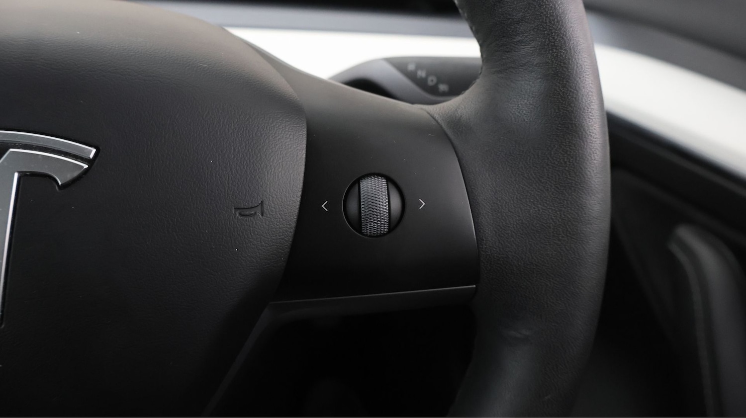 Used Tesla Model 3 2021 for sale - 77532211: Photo 20