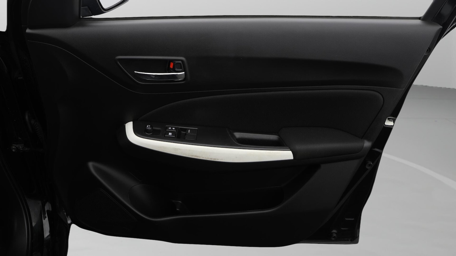 Used Suzuki Swift 2020 for sale - 76538159: Photo 16