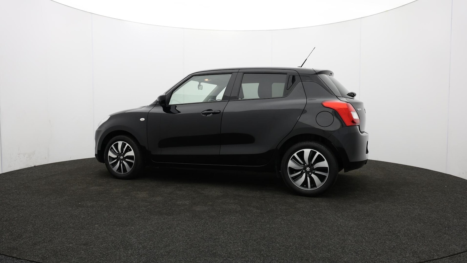 Used Suzuki Swift 2020 for sale - 76538159: Photo 75
