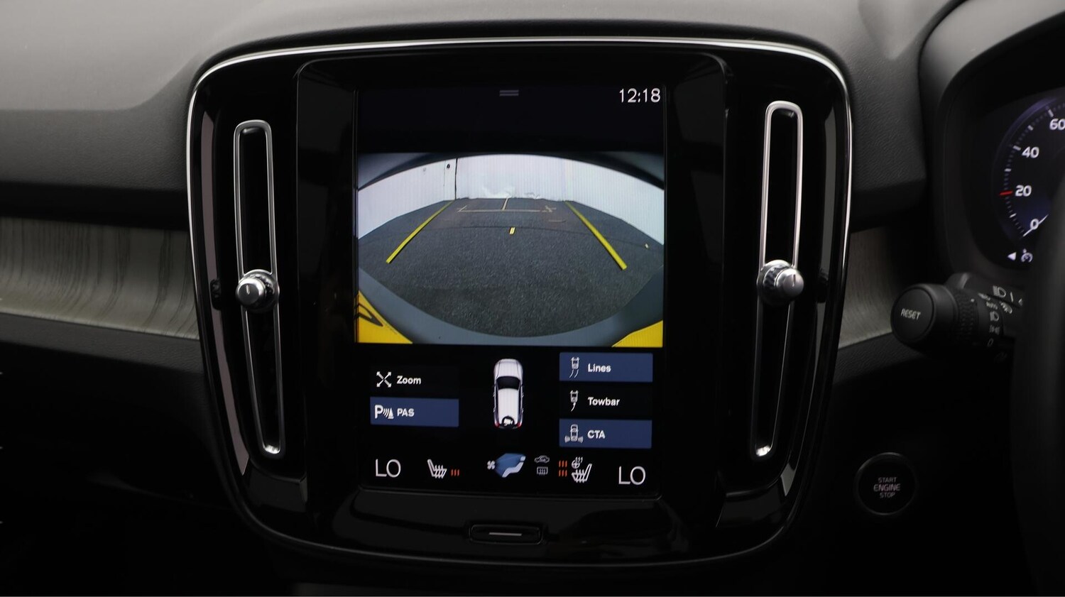 Used Volvo XC40 2020 for sale - 76613170: Photo 26