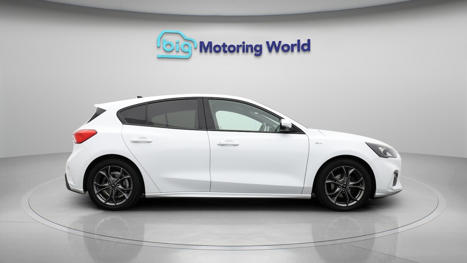 Used Ford Focus 2021 for sale - 76432376: Photo 9