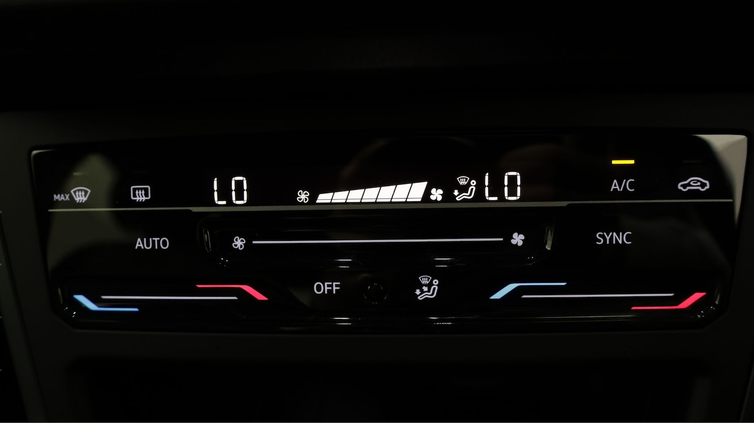 Used Volkswagen Taigo 2023 for sale - 77610229: Photo 12