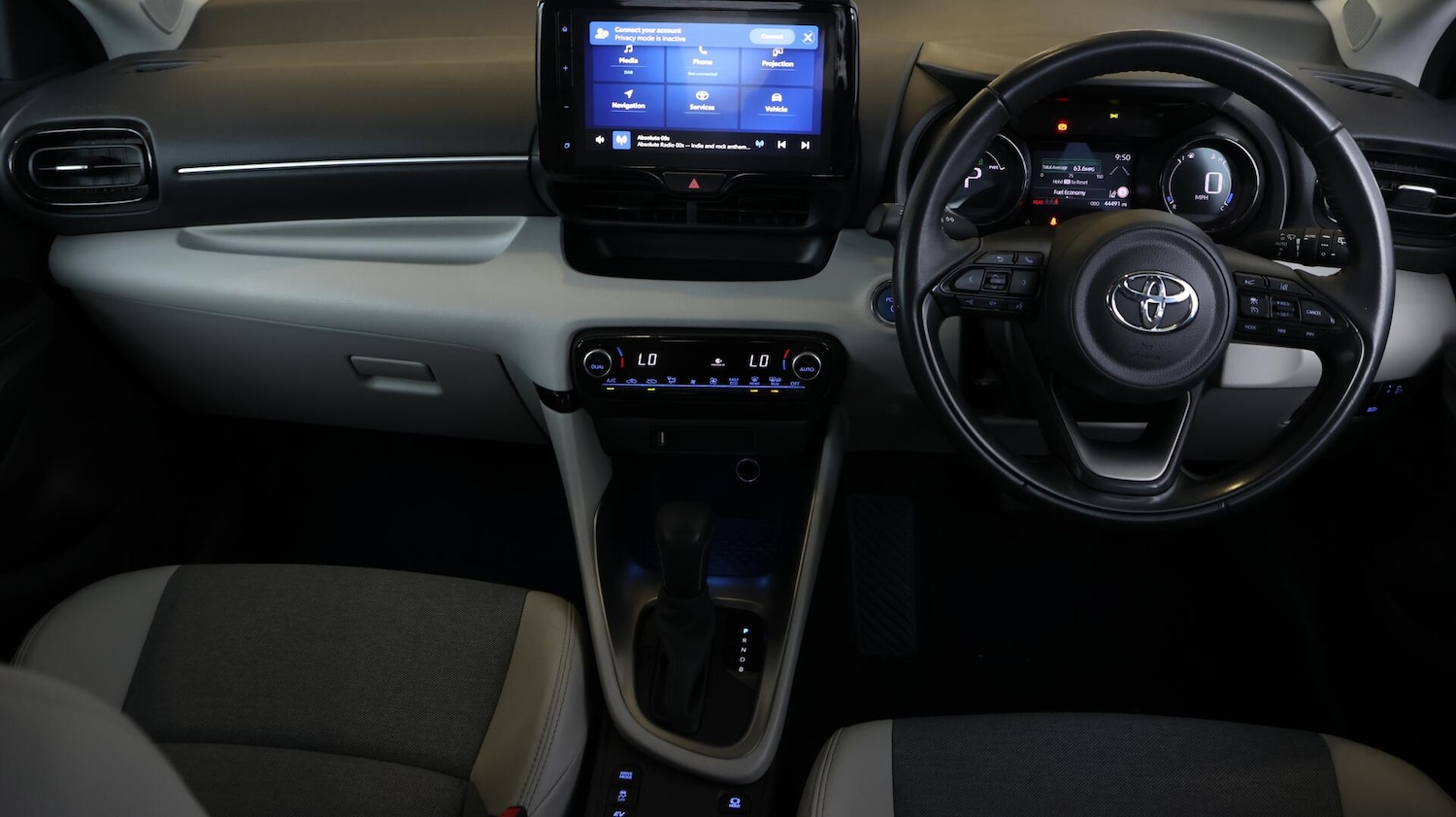 Used Toyota Yaris 2022 for sale - 76513378: Photo 14