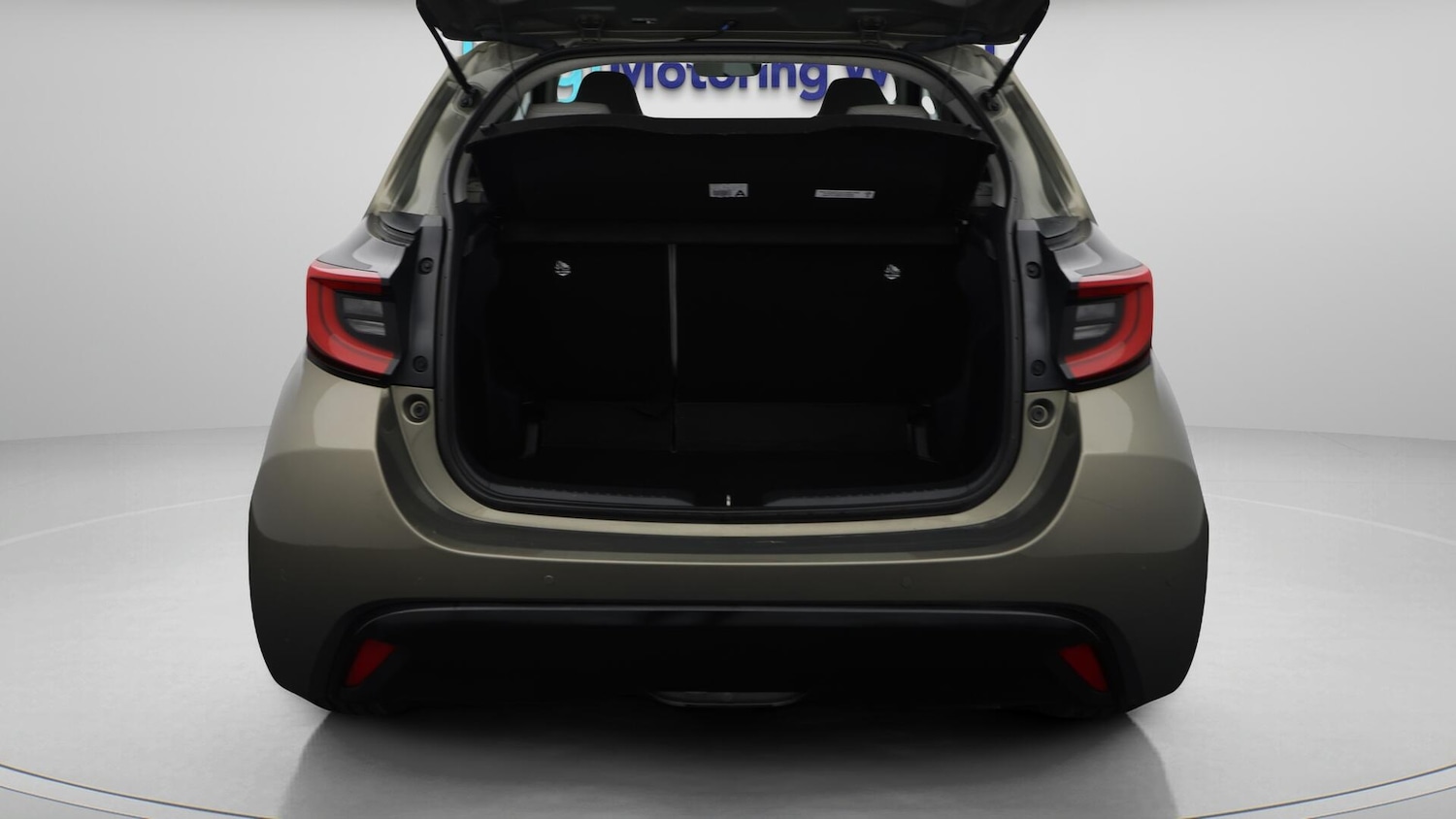 Used Toyota Yaris 2022 for sale - 76513378: Photo 18