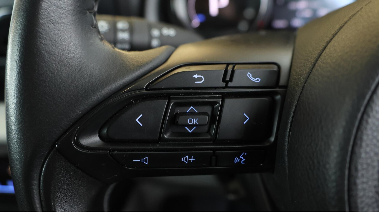 Used Toyota Yaris 2022 for sale - 76513378: Photo 23