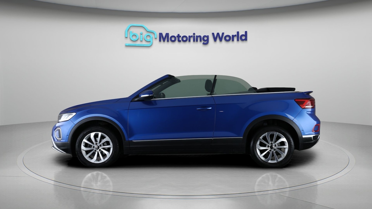 Used Volkswagen T-Roc 2022 for sale - 77515995: Photo 4