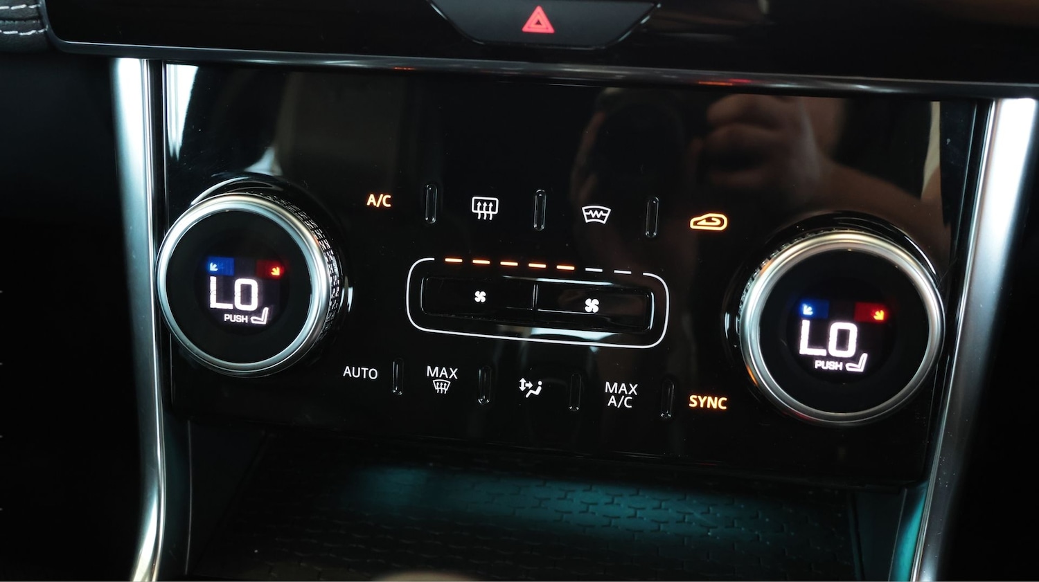 Used Jaguar XE 2021 for sale - 77797112: Photo 12