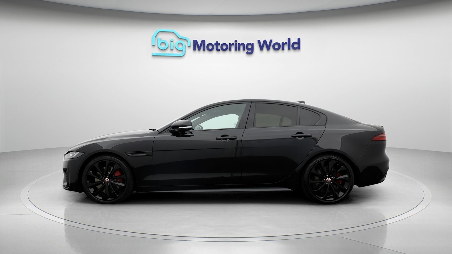 Used Jaguar XE 2021 for sale - 77797112: Photo 4