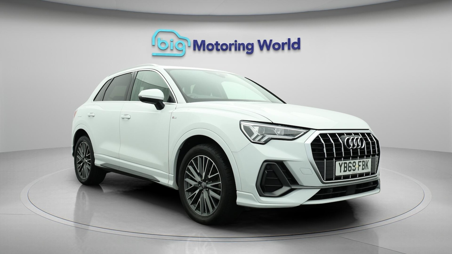 Used Audi Q3 2019 for sale - 76012180: Photo 2