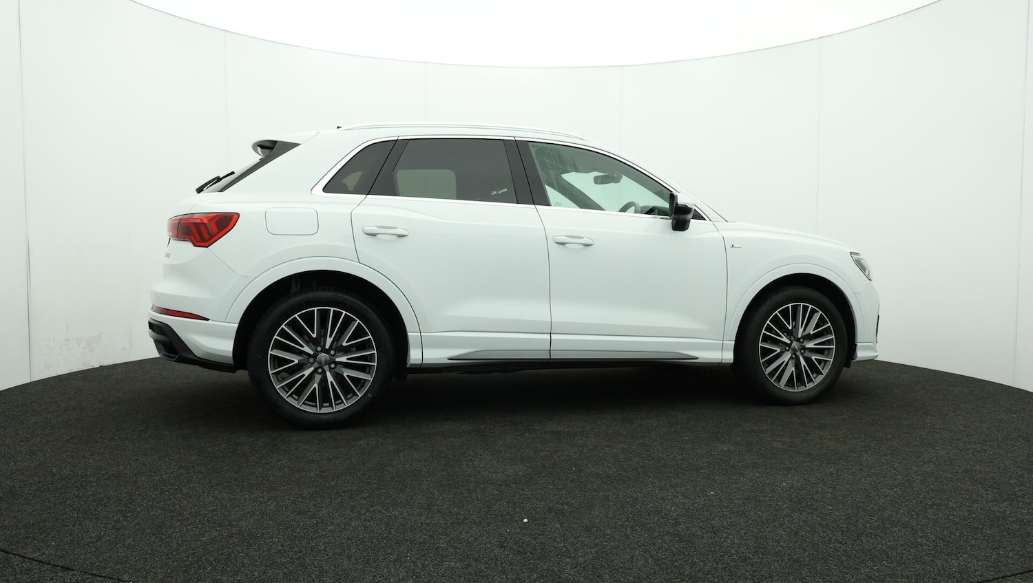Used Audi Q3 2019 for sale - 76012180: Photo 41