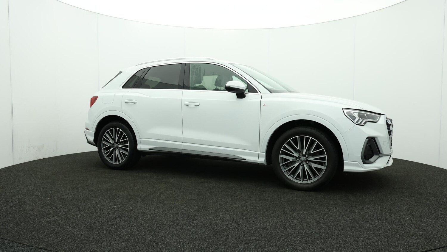 Used Audi Q3 2019 for sale - 76012180: Photo 48