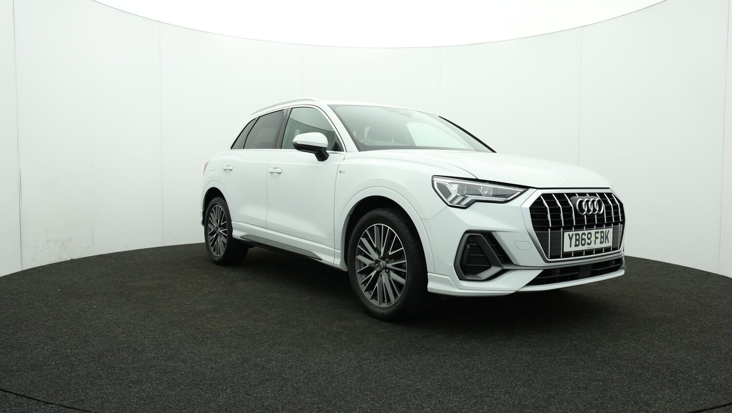 Used Audi Q3 2019 for sale - 76012180: Photo 52