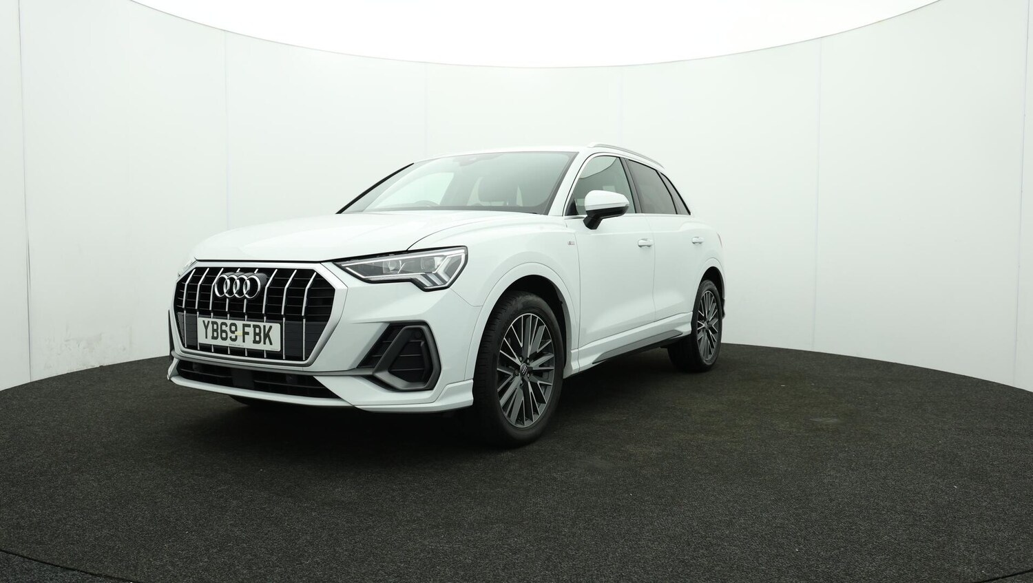 Used Audi Q3 2019 for sale - 76012180: Photo 63