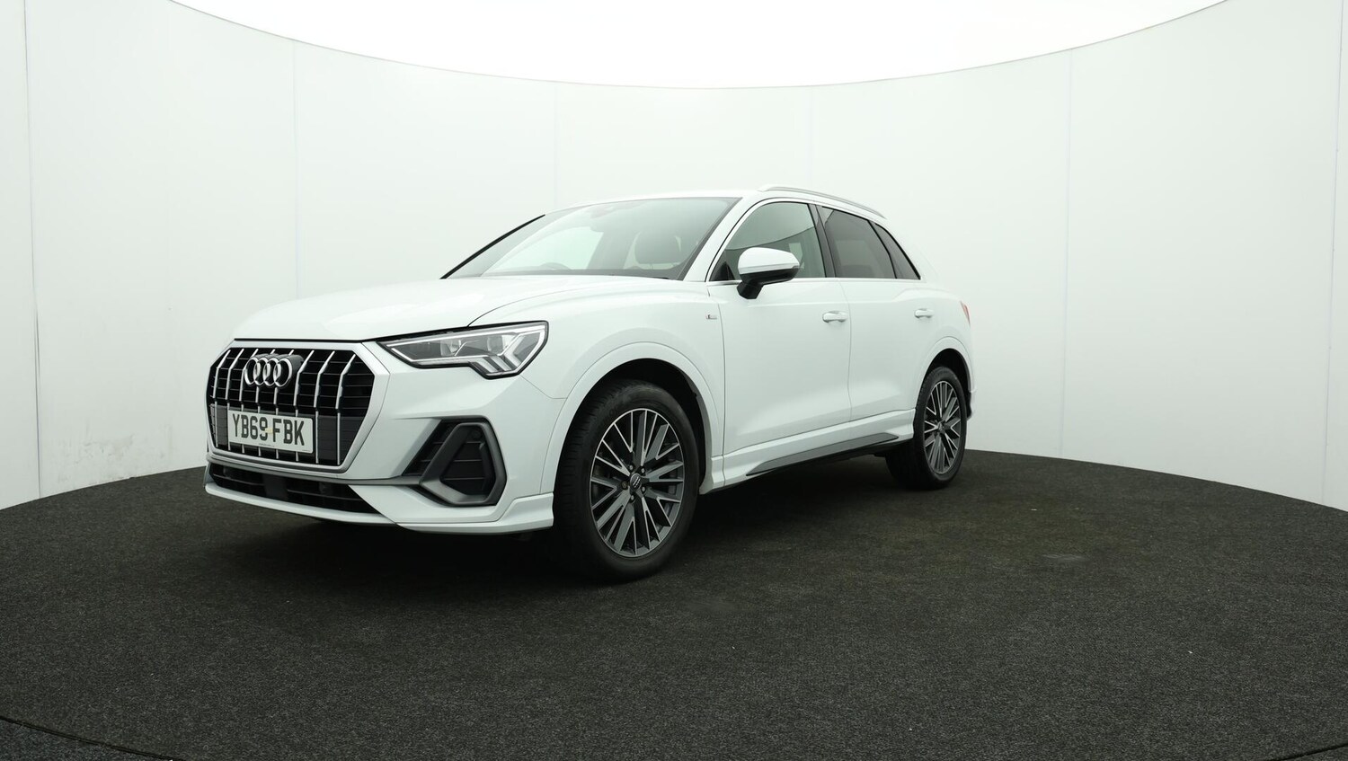 Used Audi Q3 2019 for sale - 76012180: Photo 64