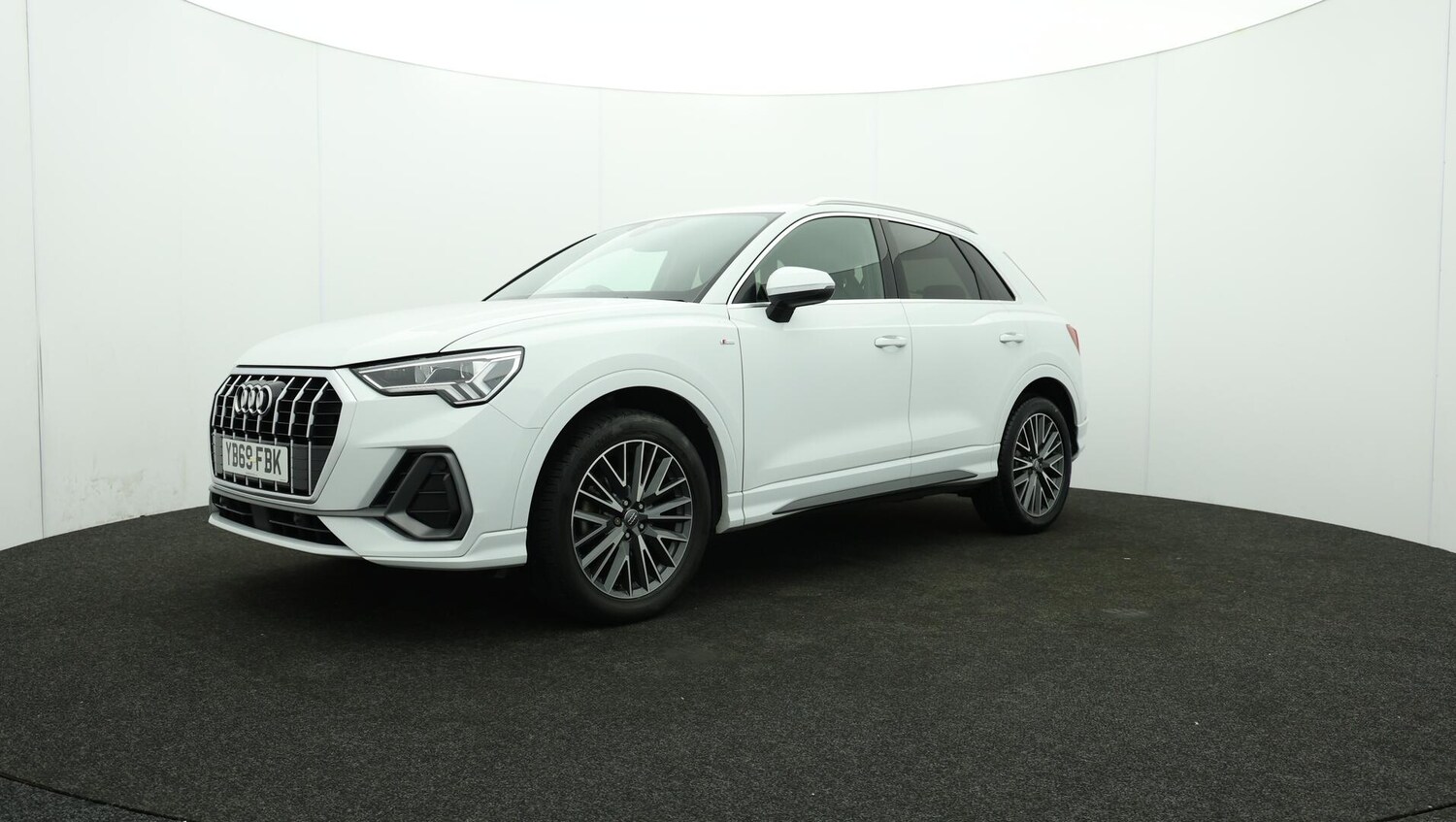 Used Audi Q3 2019 for sale - 76012180: Photo 65