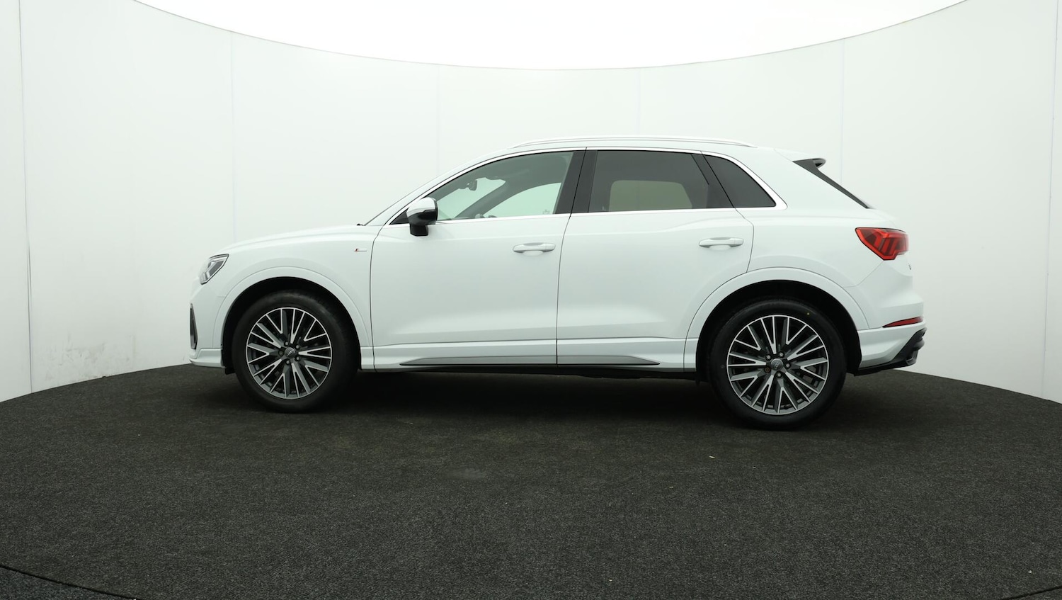 Used Audi Q3 2019 for sale - 76012180: Photo 74