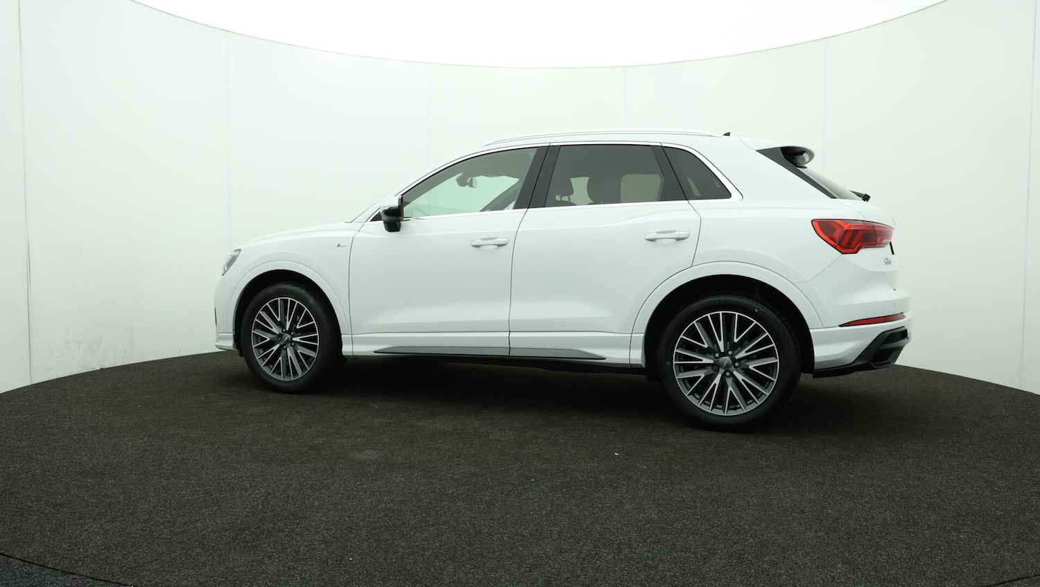 Used Audi Q3 2019 for sale - 76012180: Photo 76