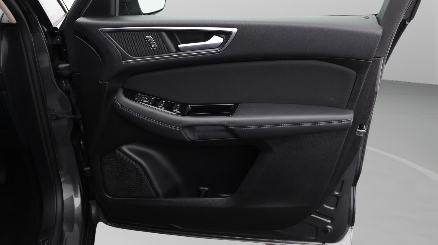 Used Ford S-Max 2022 for sale - 76645420: Photo 16