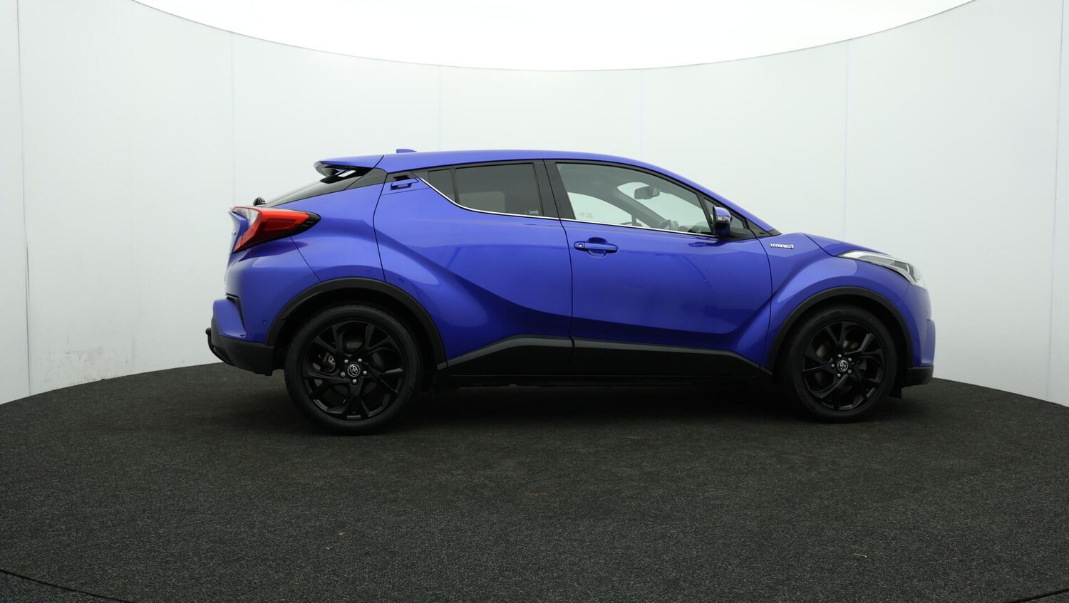 Used Toyota C-HR 2019 for sale - 76137351: Photo 42