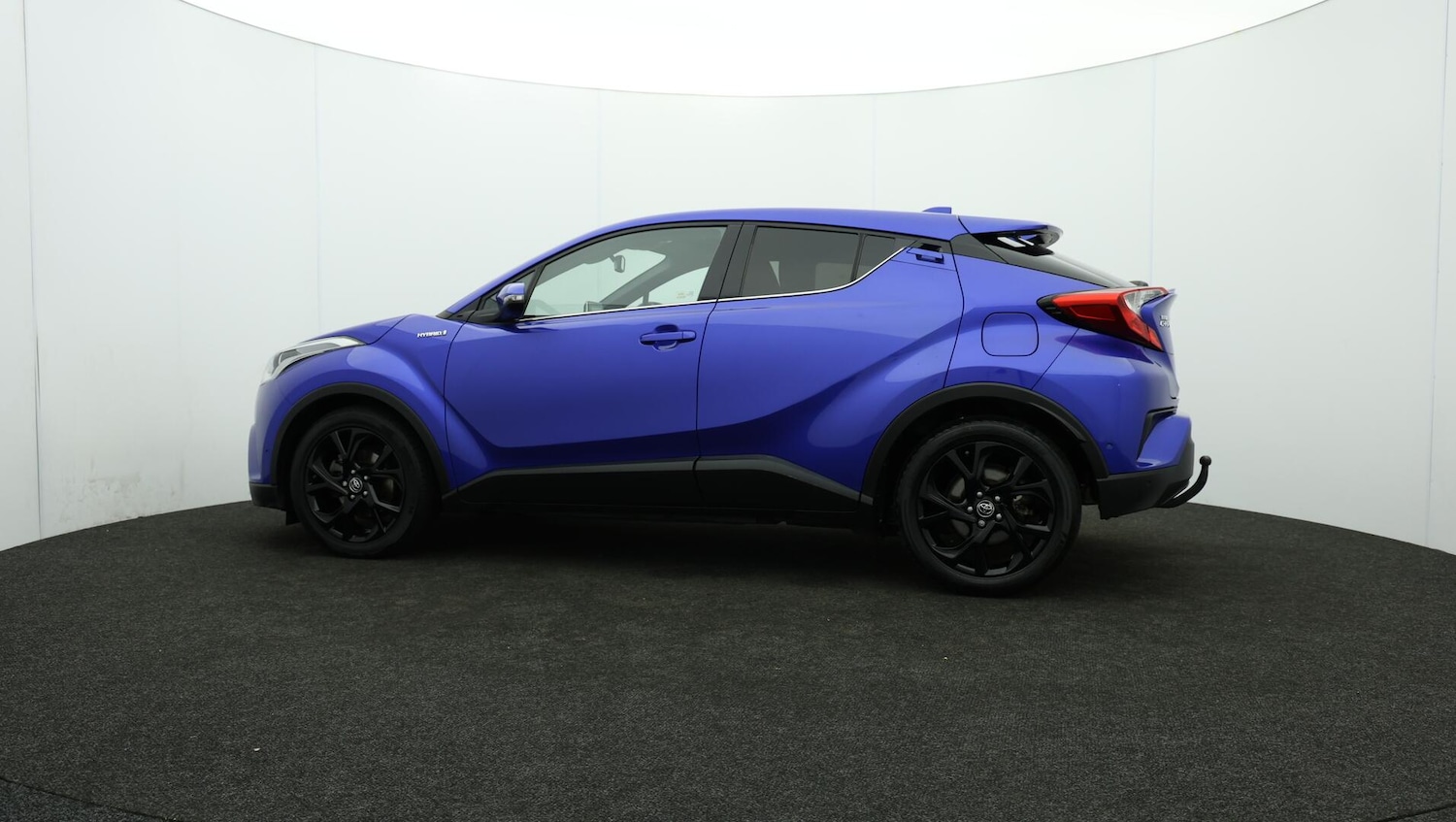 Used Toyota C-HR 2019 for sale - 76137351: Photo 75