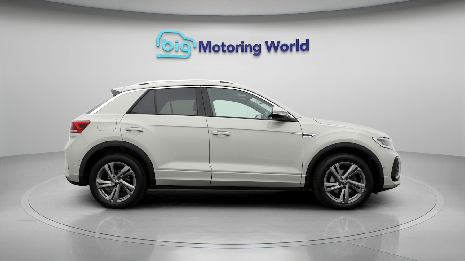 Used Volkswagen T-Roc 2024 for sale - 78033587: Photo 8