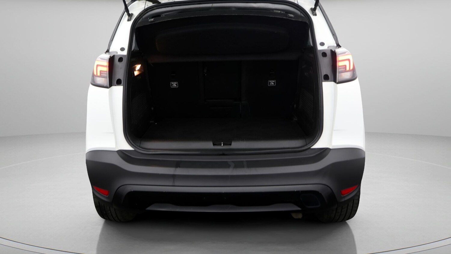 Used Vauxhall Crossland 2022 for sale - 77341111: Photo 17