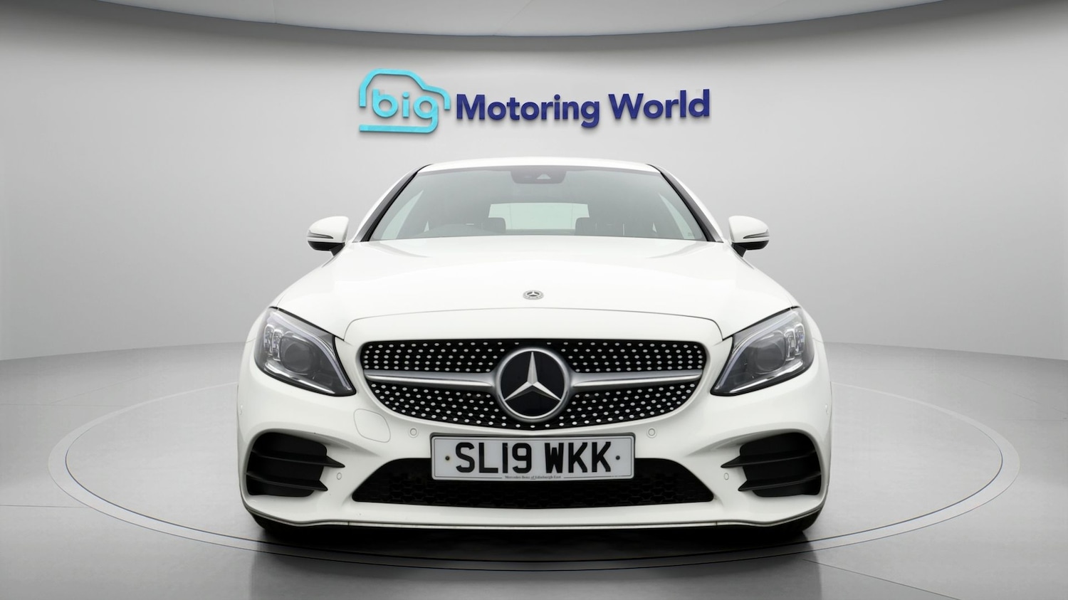 Used Mercedes-Benz C Class 2019 for sale - 78155733: Photo 2