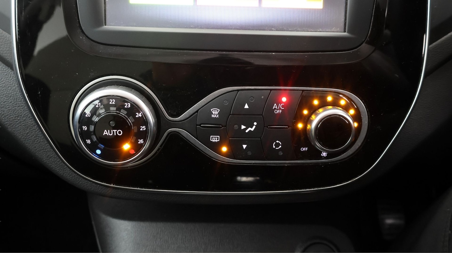 Used Renault Captur 2019 for sale - 77616069: Photo 12